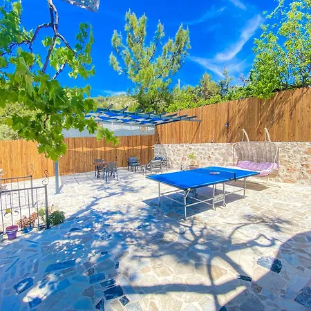 Vilă Irmak Islamlar *